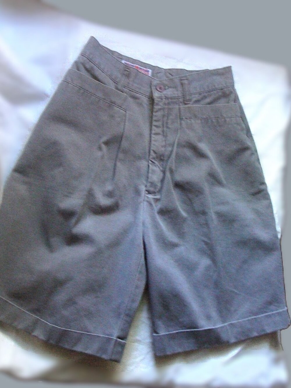 MAC KEEN Vintage 80s Stone Gray High Waist Cuff Shorts Junior Size Tiny Granola